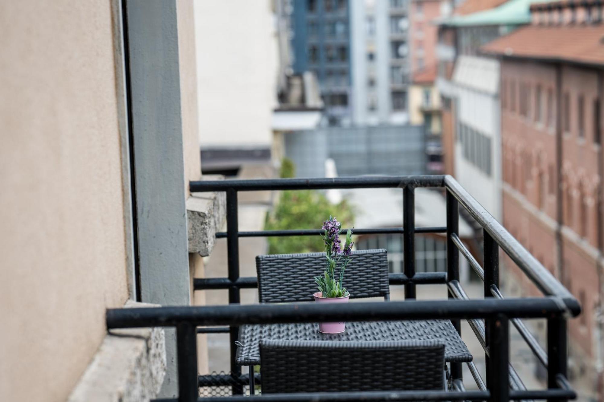 Airguest Station Appartement Milaan